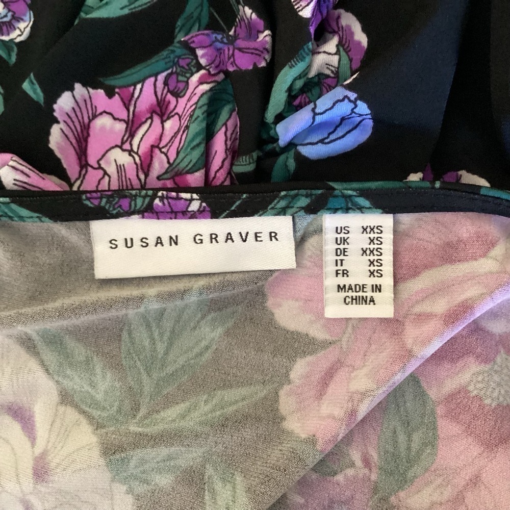 Susan Graver Women’s Floral 3/4 Sleeve Tunic Top With Beading.  Size XXS - Picture 4 of 6